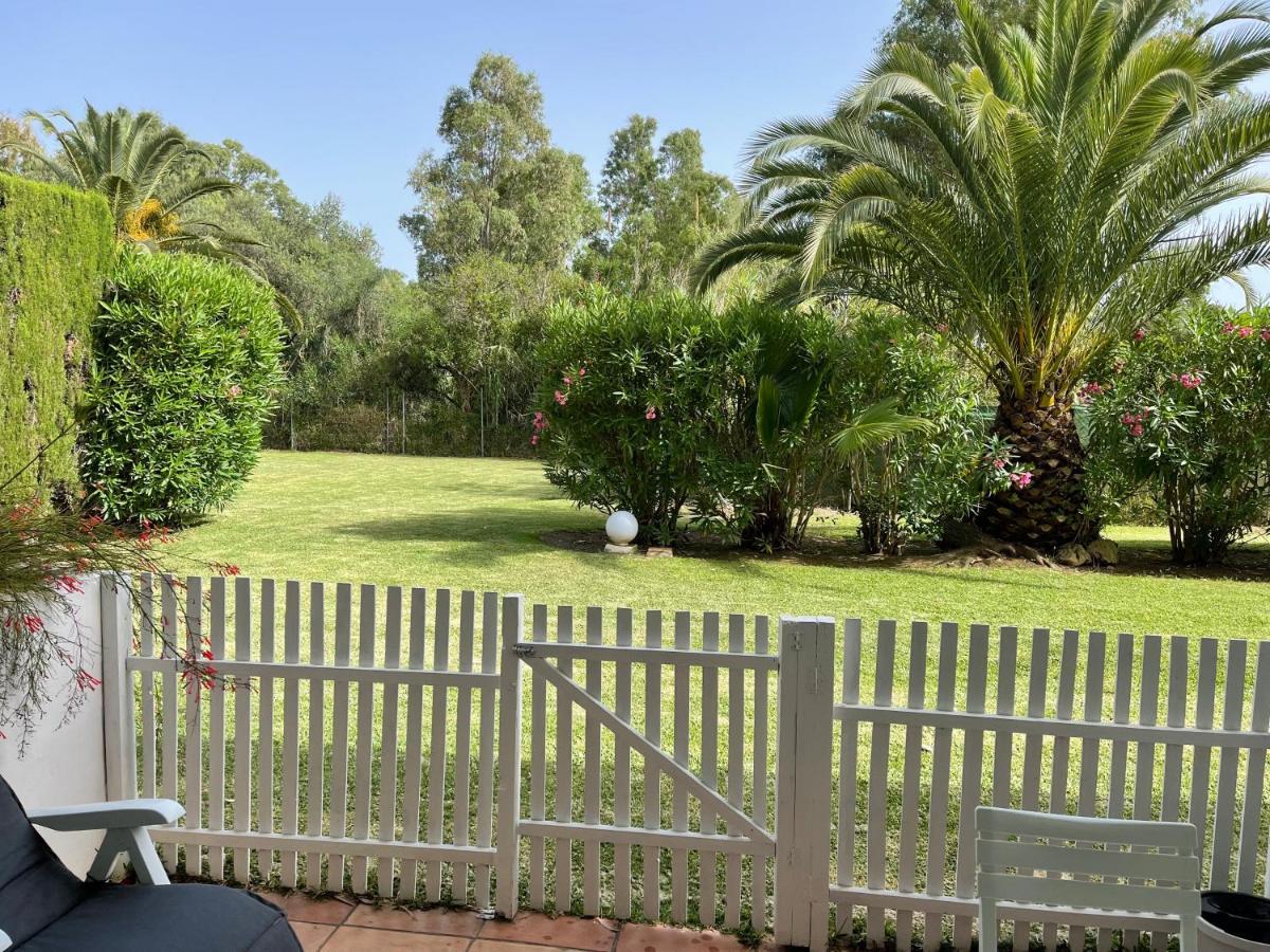 Puerto Banus Apartment Near Beachfront, Sunny Terrace, Pool, Tennis Court, Parking And Movies Projector Marbella Eksteriør billede